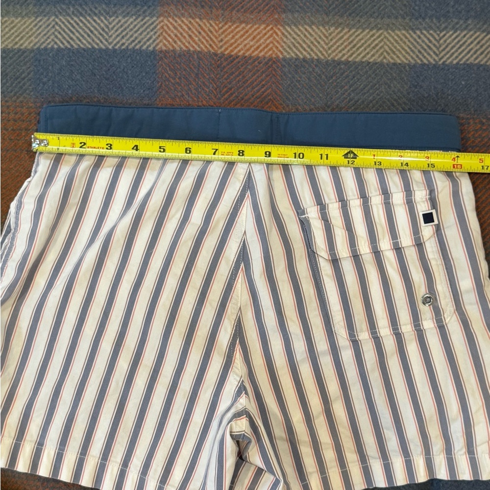 SOLID & STRIPED Men's Kennedy Swim Shorts - Picture 5 of 7